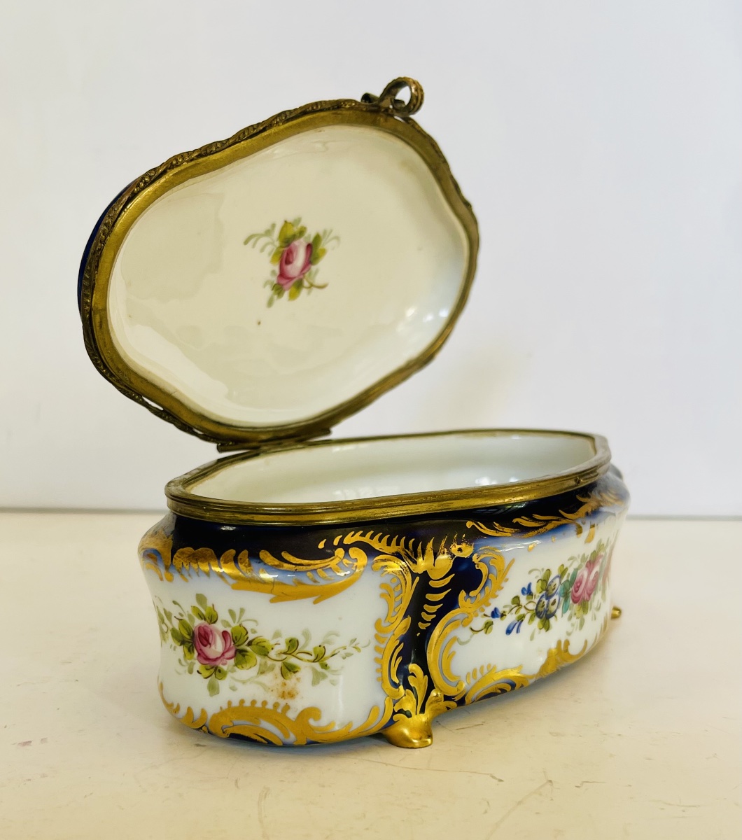 Coffret en porcelaine et bronze -photo-7